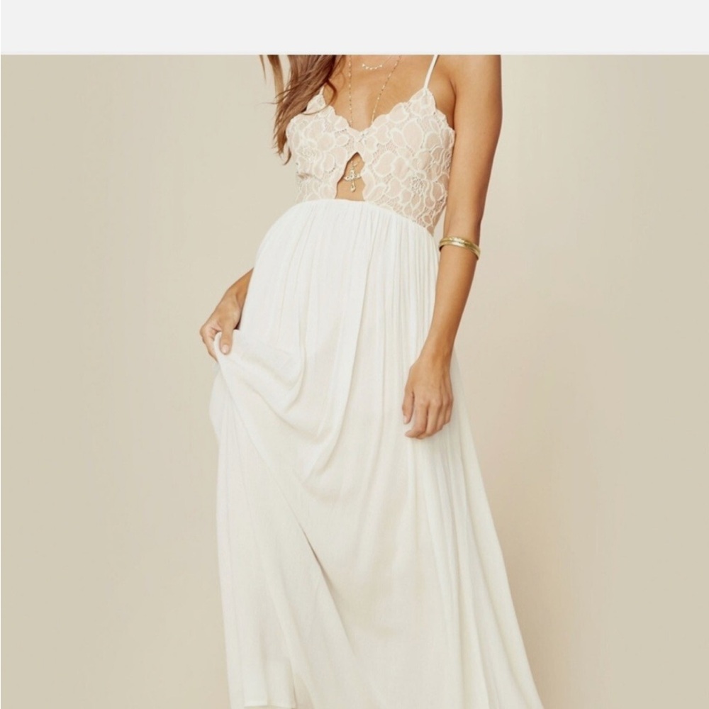Tularosa Ivory Lace Bodice Spaghetti-Strap Maxi Dress